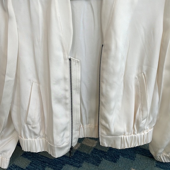 White silk Tibi bomber jacket, size 2. Barely worn. - Picture 4 of 5
